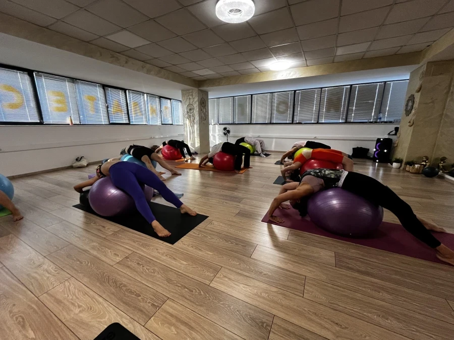 Класическа йога - Reservation.Studio