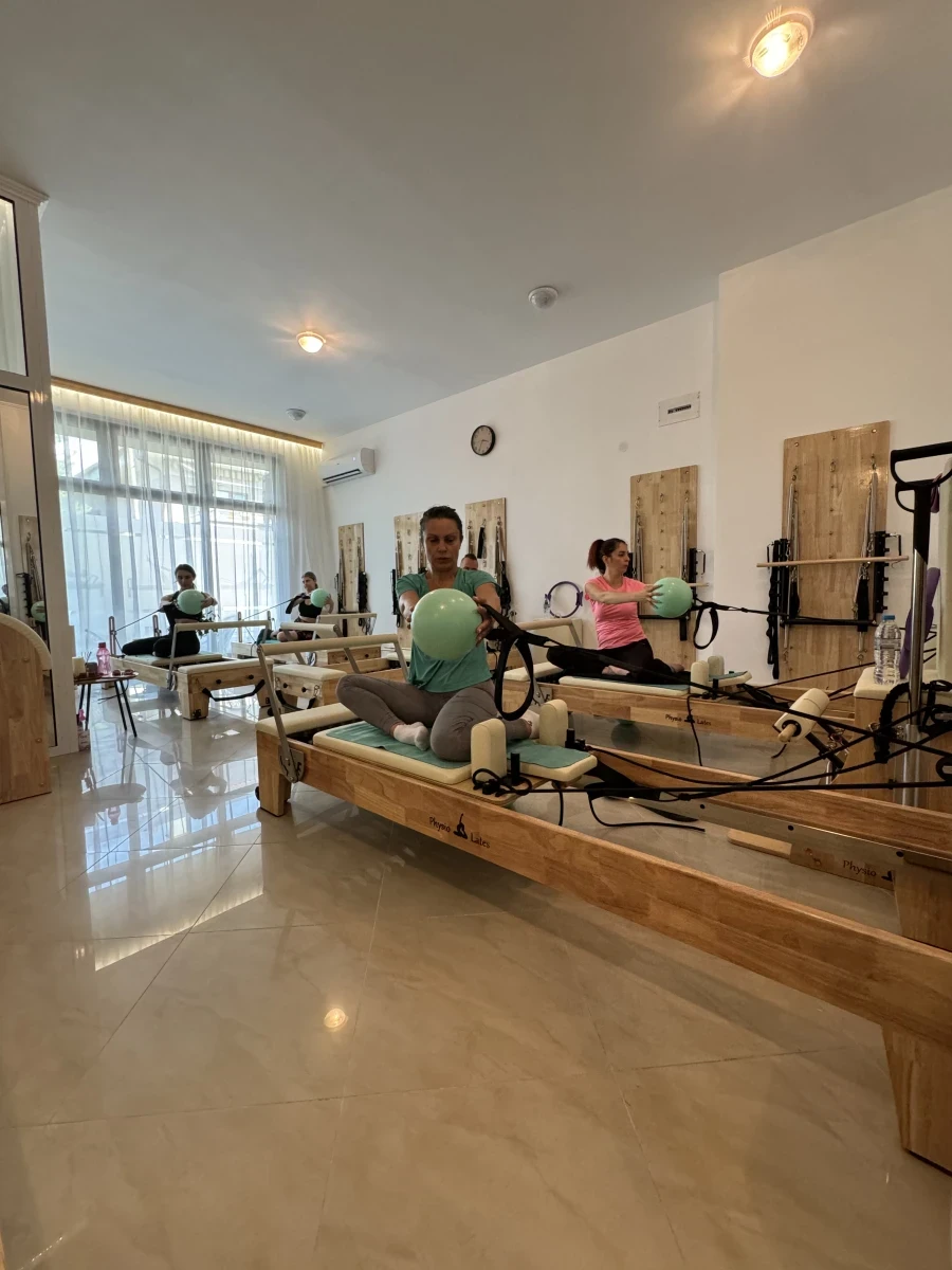 Group class (reformer) – with Multisport cards (free) - Reservation.Studio