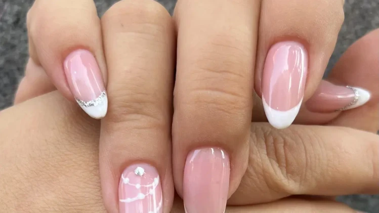 Френски маникюр