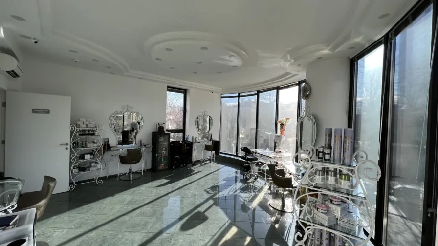 Салон Магама