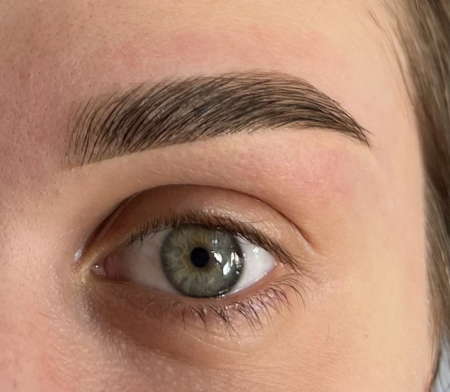 Архитектура и боядисване на вежди - Reservation.Studio Архитектура и боядисване на вежди - Reservation.Studio