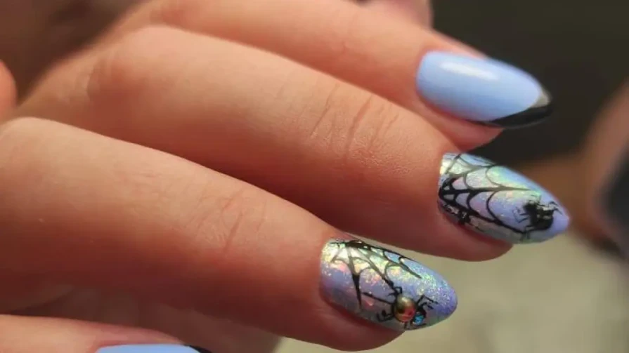 Manicure with handmade decoracions for special occasion Manicure with handmade decoracions for special occasion