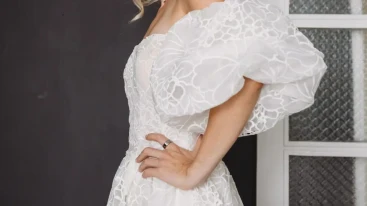 GlowJob - Makeup by Manuela