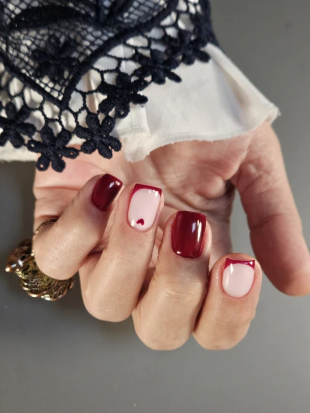 Маникюр с гел лак - Reservation.Studio