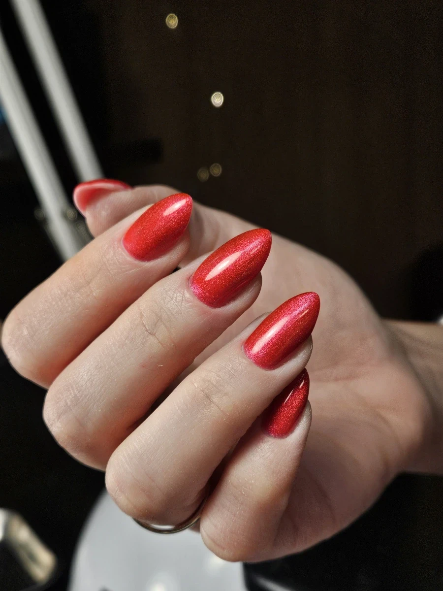 Маникюр с гел лак - Reservation.Studio