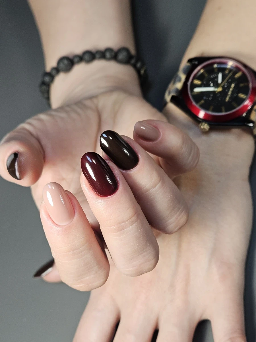 Маникюр с гел лак - Reservation.Studio