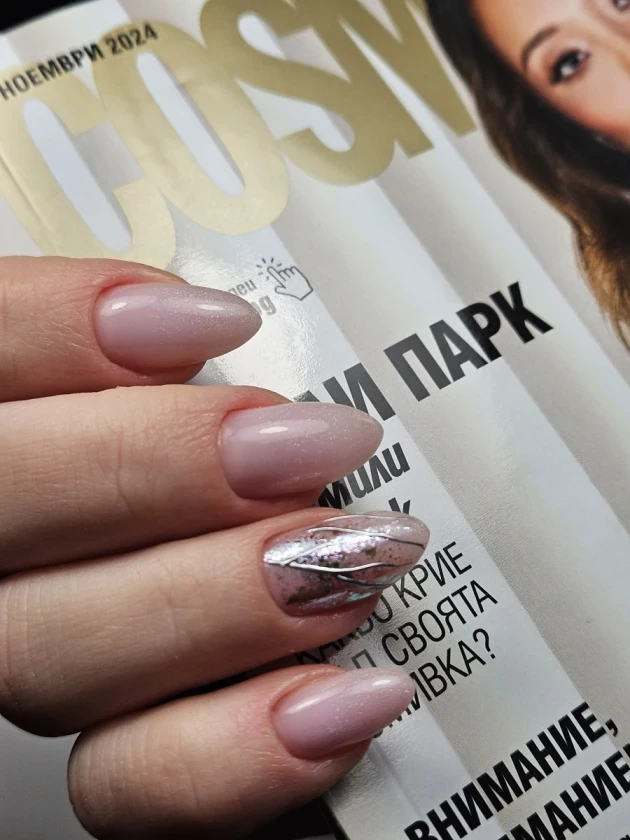 Маникюр с гел лак - Reservation.Studio Маникюр с гел лак - Reservation.Studio