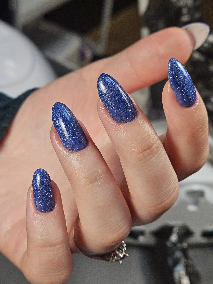 Маникюр с гел лак - Reservation.Studio Маникюр с гел лак - Reservation.Studio