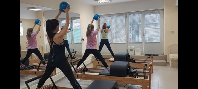 Reformer Pilates / Пилатес Реформър - Reservation.Studio