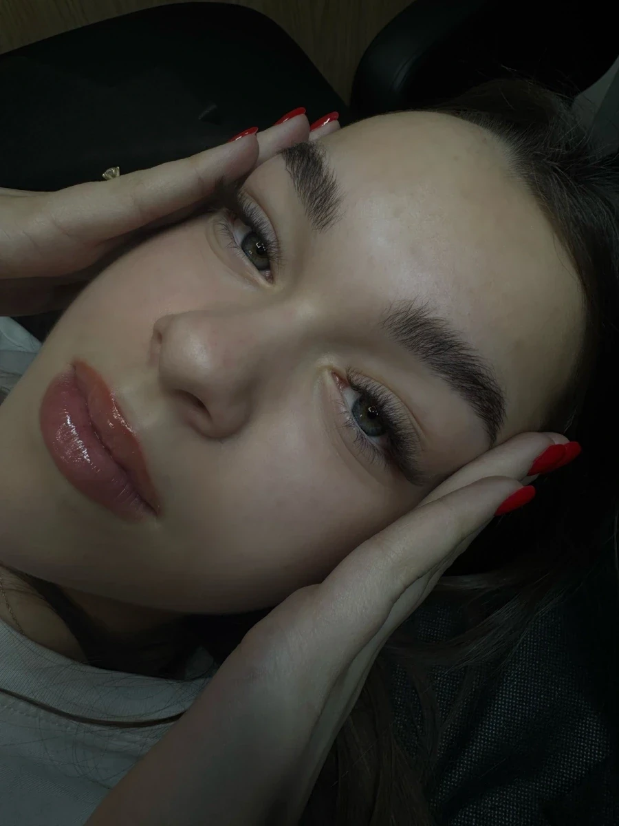 Микропигментация на вежди - Reservation.Studio