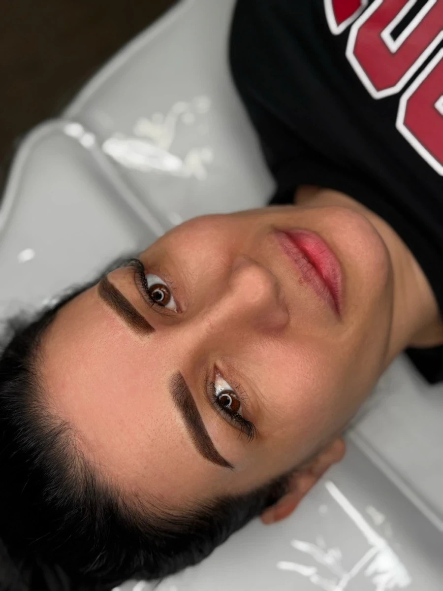 Микропигментация на вежди - Reservation.Studio Микропигментация на вежди - Reservation.Studio