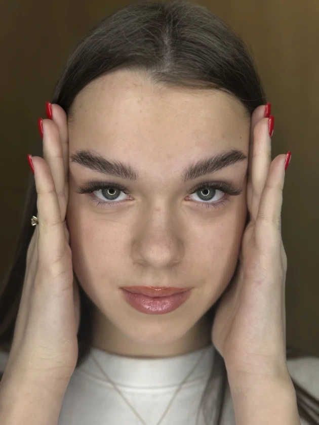 Микропигментация на вежди - Reservation.Studio