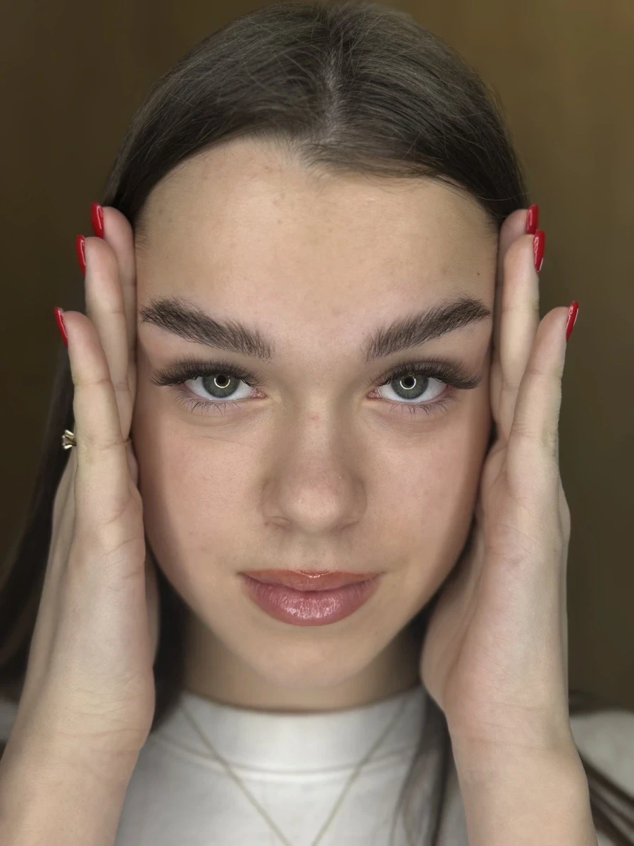 Микропигментация на вежди - Reservation.Studio Микропигментация на вежди - Reservation.Studio