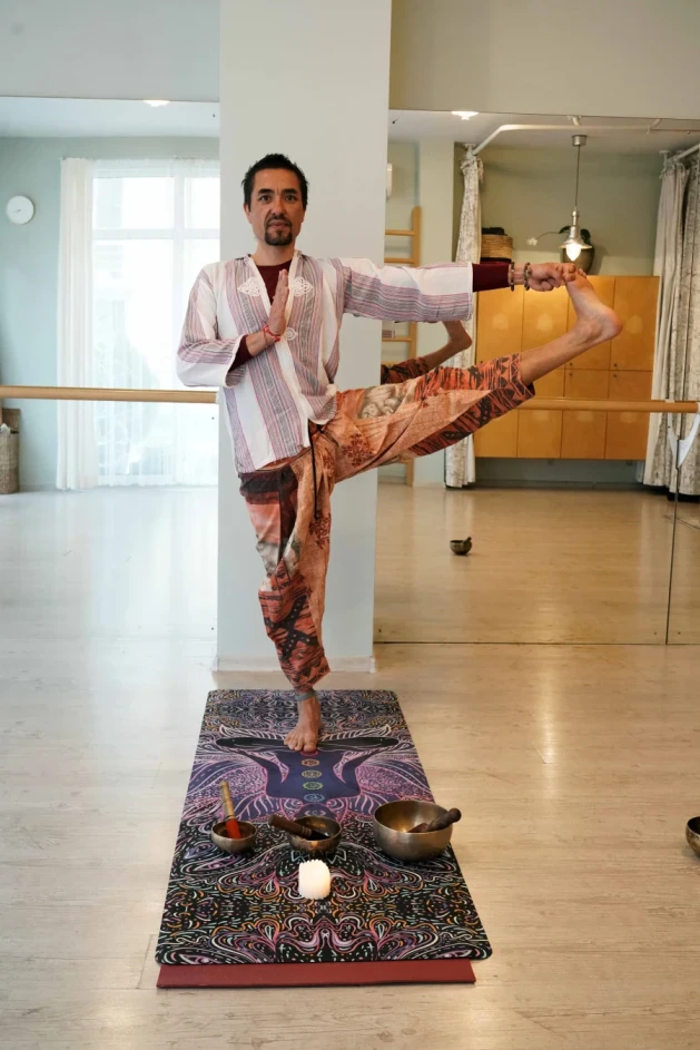 Ободряваща йога - Reservation.Studio Ободряваща йога - Reservation.Studio