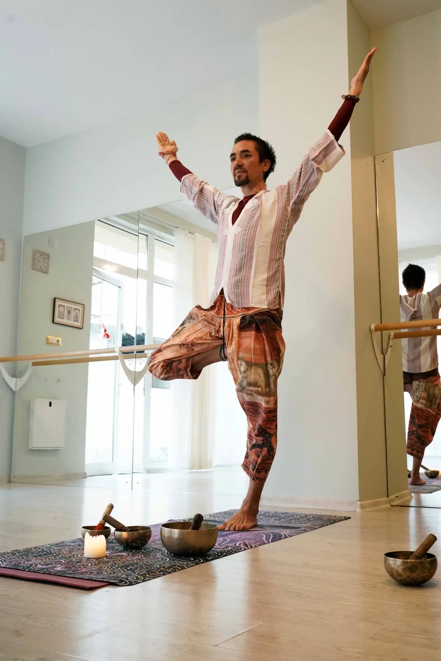 Ободряваща йога - Reservation.Studio