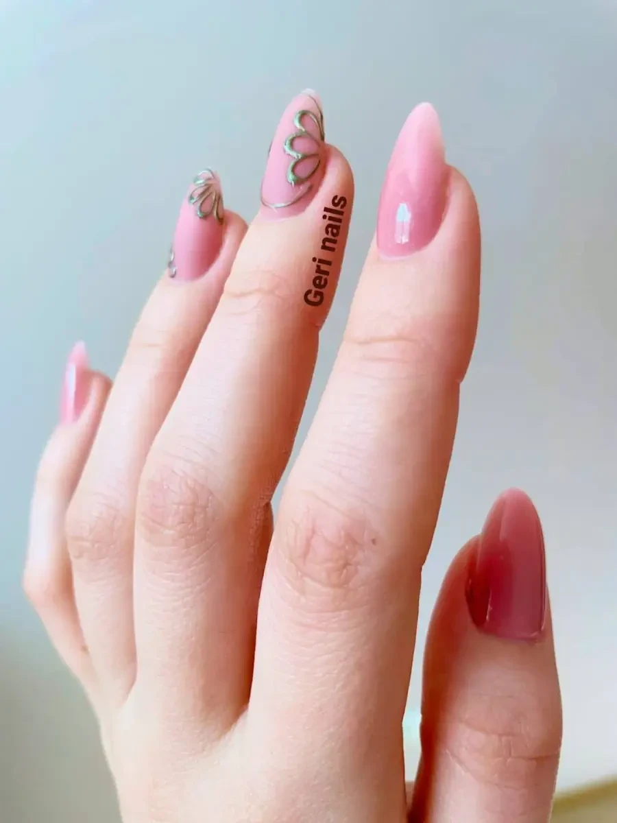 Гел лак с каучукова база - Reservation.Studio Гел лак с каучукова база - Reservation.Studio