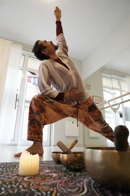 Терапевтична йога за гръбначния стълб Терапевтична йога за гръбначния стълб