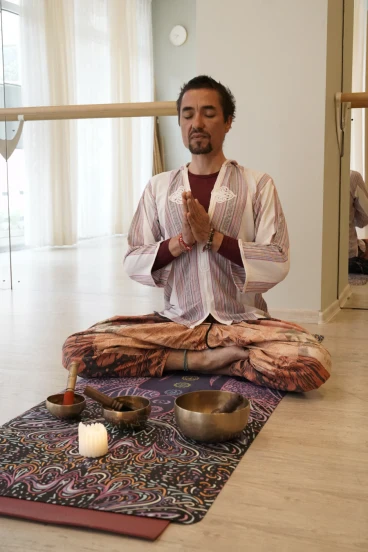 Терапевтична йога за гръбначния стълб Терапевтична йога за гръбначния стълб