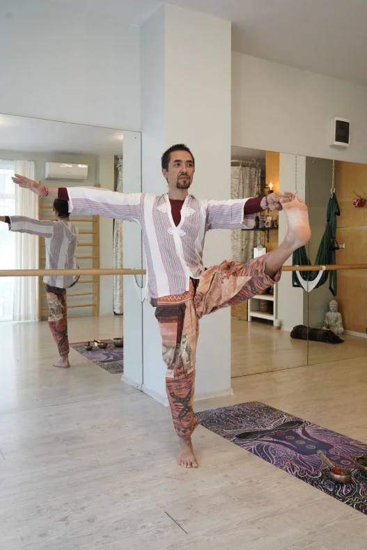 Класическа йога Класическа йога