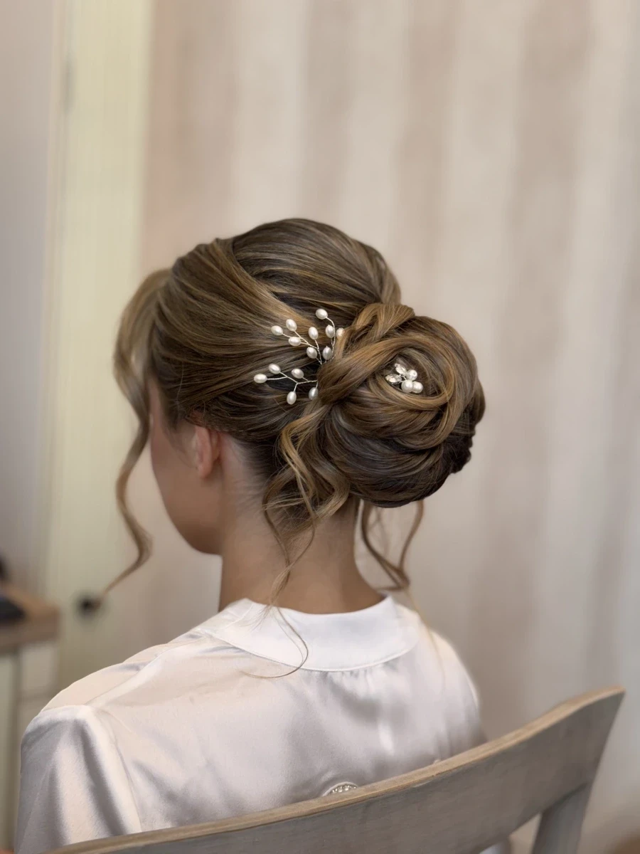 Боядисване+ подстригване +стайлинг - Reservation.Studio Боядисване+ подстригване +стайлинг - Reservation.Studio