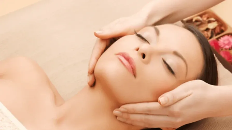 Масаж на лице Масаж на лице