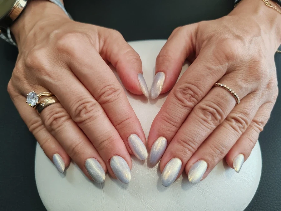 Гел + гел лак - Reservation.Studio Гел + гел лак - Reservation.Studio