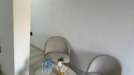 ÉLÉGANCE - nail salon by Denitsa ÉLÉGANCE - nail salon by Denitsa