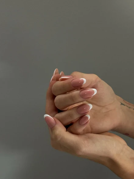 Maniküre mit/ ohne Gel-Nagellack