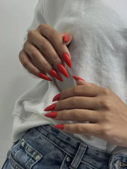 Maniküre mit/ ohne Gel-Nagellack