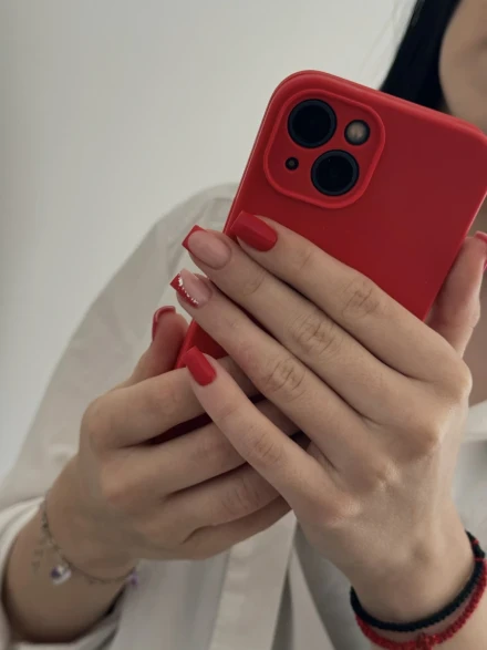 Manicure con/ senza gel Manicure con/ senza gel