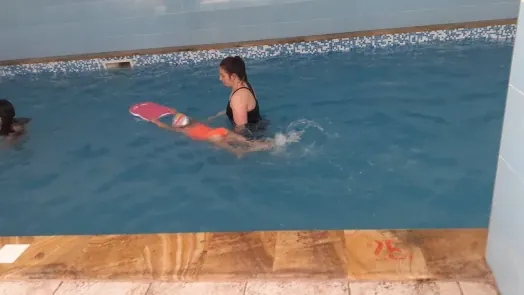 Клуб по водни спортове “Плуване за всяка възраст” Клуб по водни спортове “Плуване за всяка възраст”