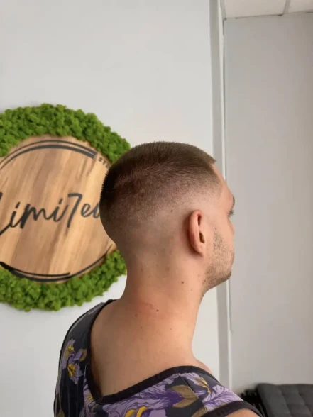 Erkek saç kesimi Erkek saç kesimi