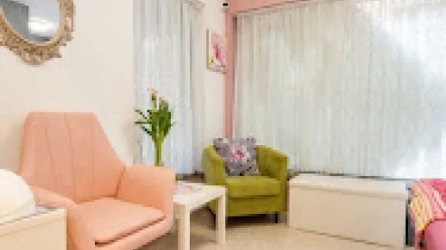 Radi Nails & Pedicure Radi Nails & Pedicure