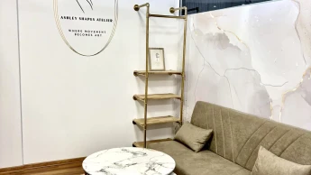 Ashley Shapes Atelier