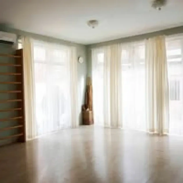 Ин Йога с Тибетски Пеещи Купи - Reservation.Studio Ин Йога с Тибетски Пеещи Купи - Reservation.Studio