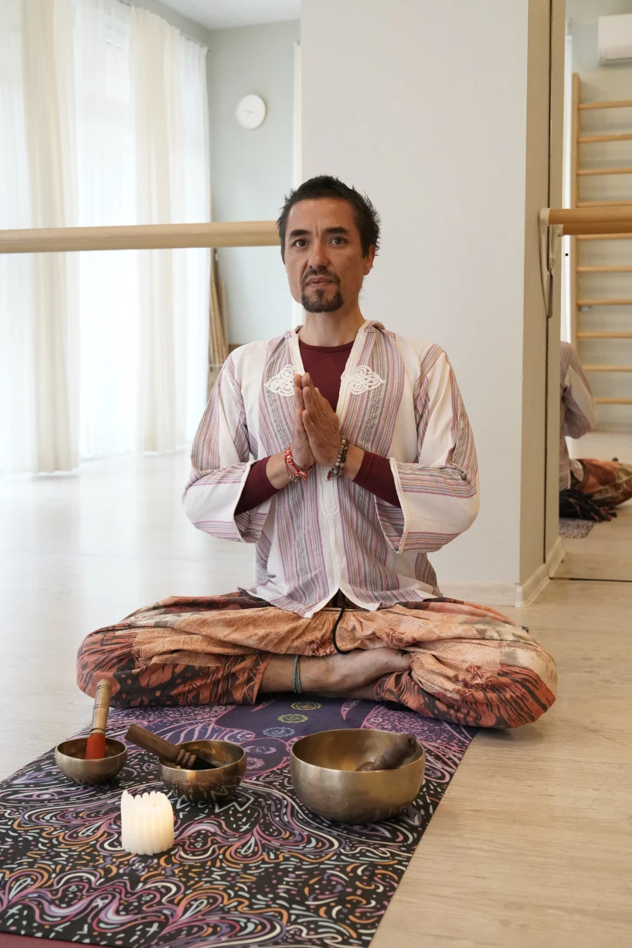 Ободряваща йога - Reservation.Studio Ободряваща йога - Reservation.Studio