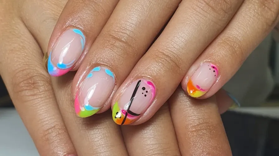 Ръчно рисувани декорации Ръчно рисувани декорации