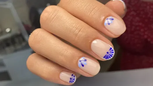 Салон за маникюр Лунула Салон за маникюр Лунула