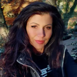 https://cdn.reservation.studio/media/49872/conversions/profilepic-avatar.webp?v=1787603258