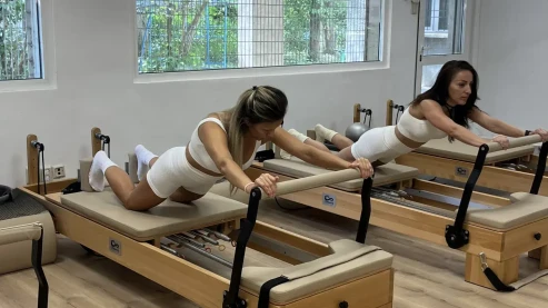 Calma Pilates Reformer
