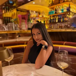 https://cdn.reservation.studio/media/51524/conversions/photo-avatar.webp?v=1790590200