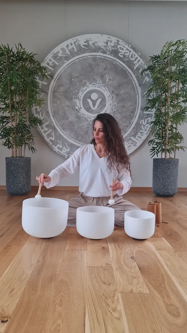 Milena sound yoga звукова терапия с кристални купи - Reservation.Studio Milena sound yoga звукова терапия с кристални купи - Reservation.Studio