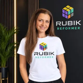 https://cdn.reservation.studio/media/53522/conversions/Промо-портрет-в-студио-Rubik-Reformer-avatar.webp?v=1793024289