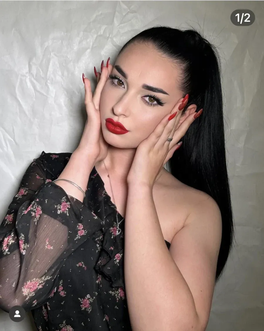 Вечерен грим - Reservation.Studio Вечерен грим - Reservation.Studio