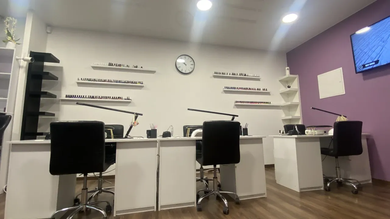 Nika Nails Factory Nika Nails Factory