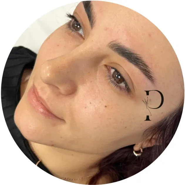 Ламиниране на вежди - Reservation.Studio