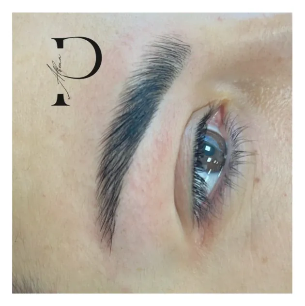 Ламиниране на вежди - Reservation.Studio Ламиниране на вежди - Reservation.Studio