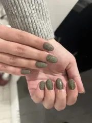 Maniküre mit Gel-Lack Maniküre mit Gel-Lack