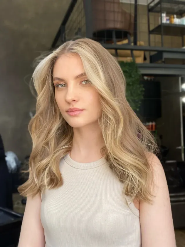 Стайлинг с преса - Reservation.Studio Стайлинг с преса - Reservation.Studio