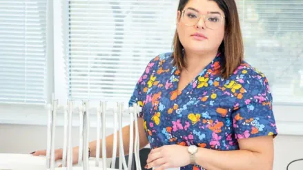 Д-р Улянова - Кабинет по дентална и естетична медицина Д-р Улянова - Кабинет по дентална и естетична медицина